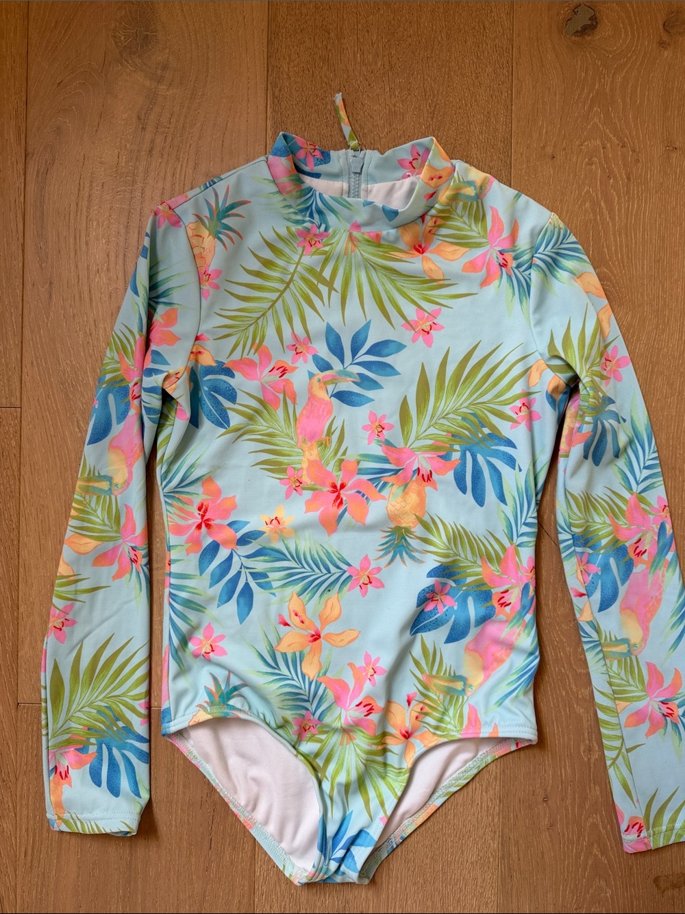 Billabong girls rash guard